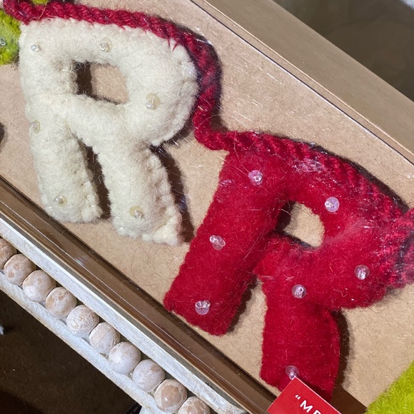 ⚡️Novogratz "MERRY CHRISTMAS" Garland - Picture 5 of 5